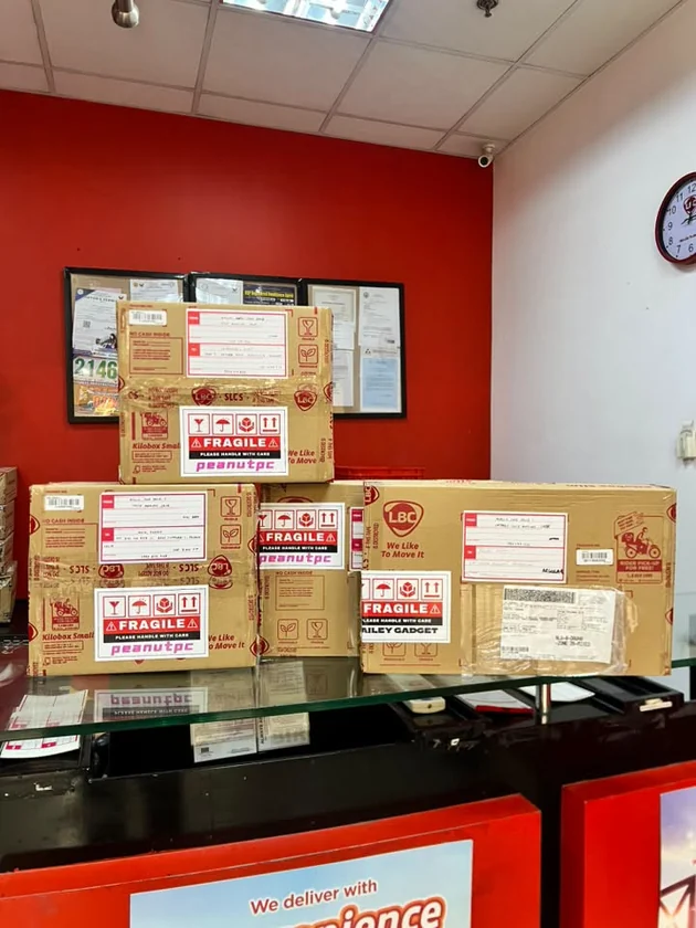 Packed customer orders at Peanut PC