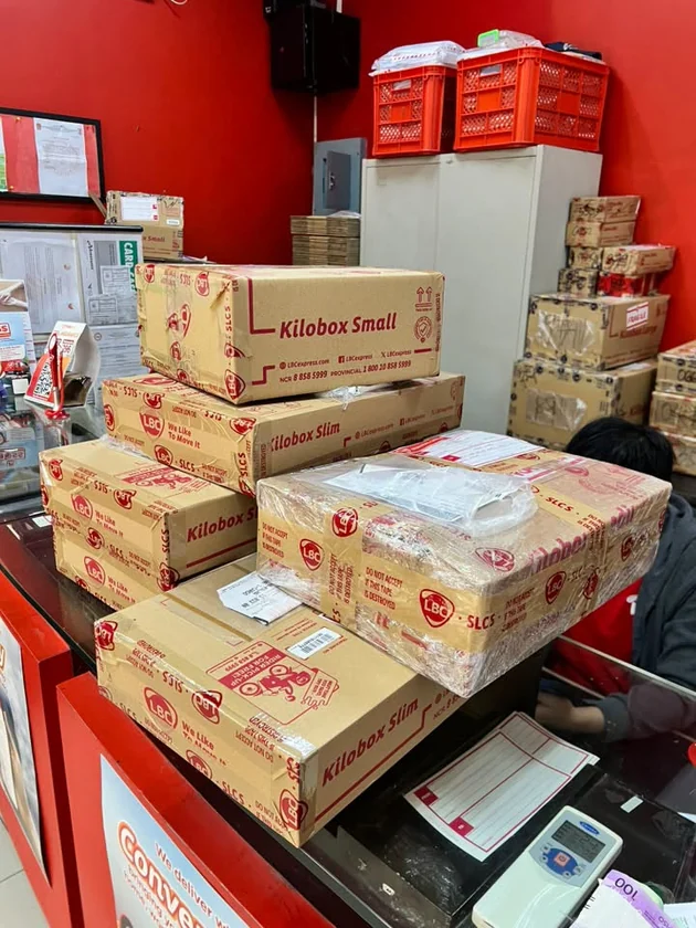 Packed customer orders at Peanut PC
